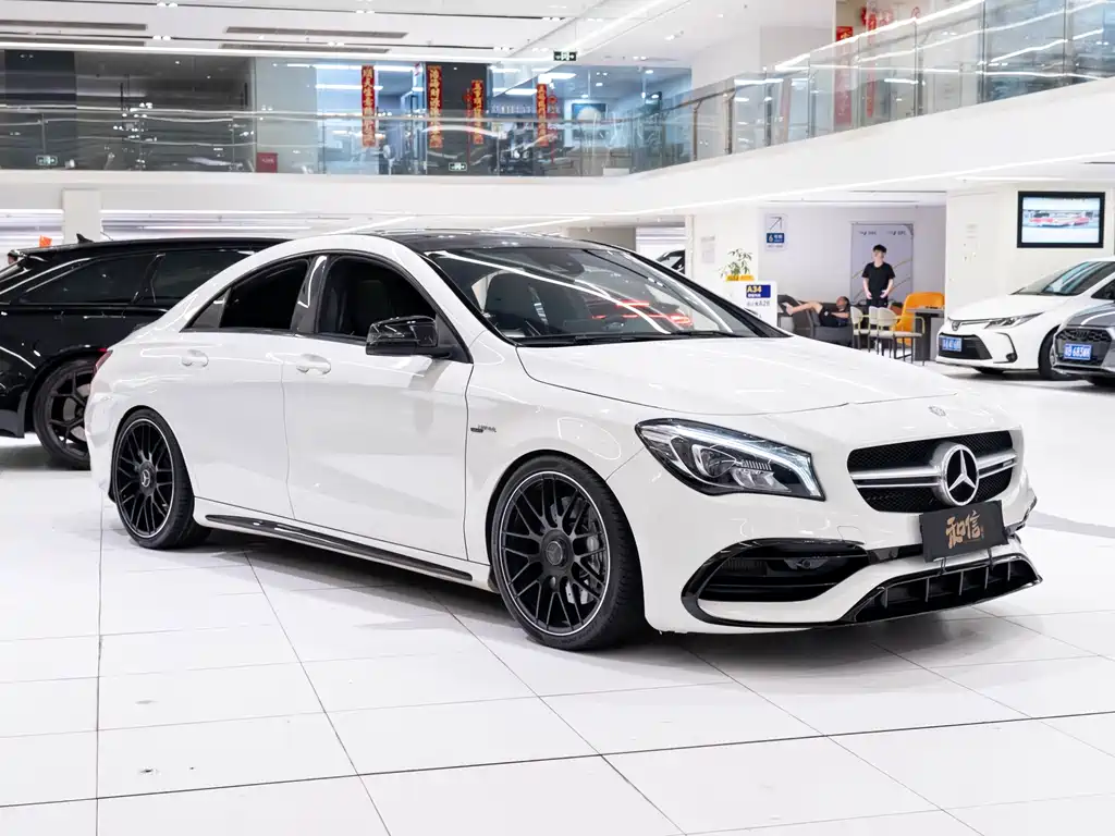 Mercedes-Benz CLA AMG — миниатюра 2