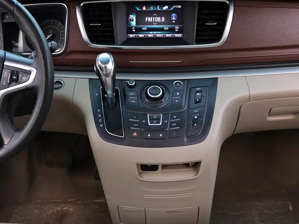 Buick GL8 — миниатюра 15