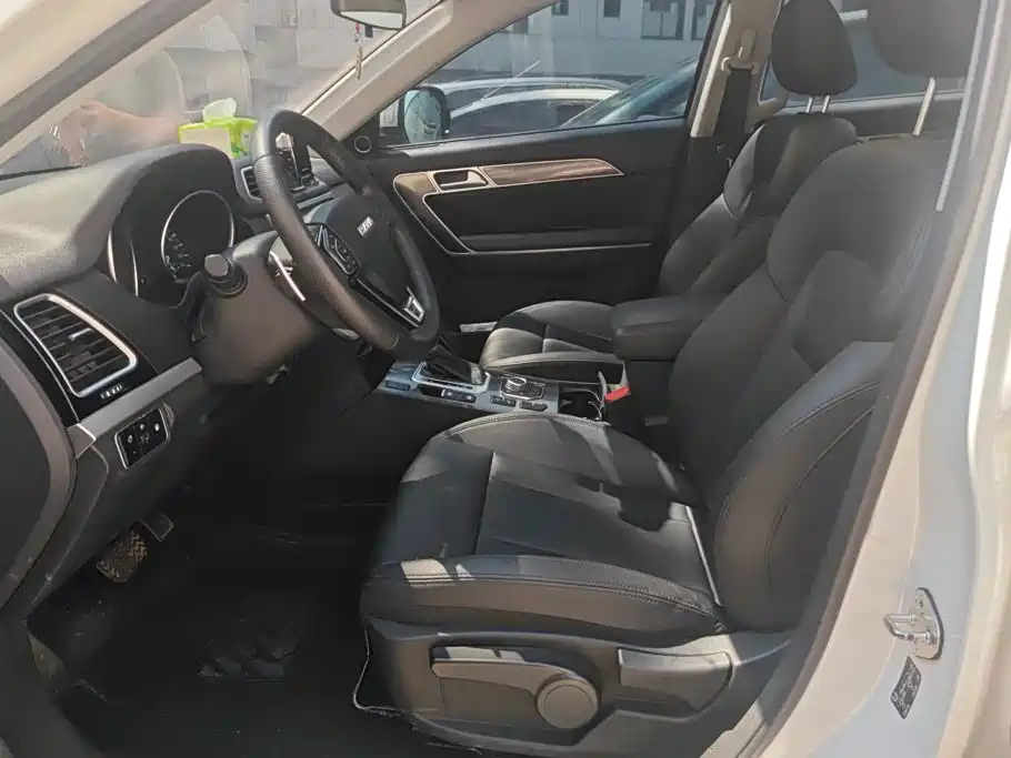 Haval H6 Coupe — миниатюра 9