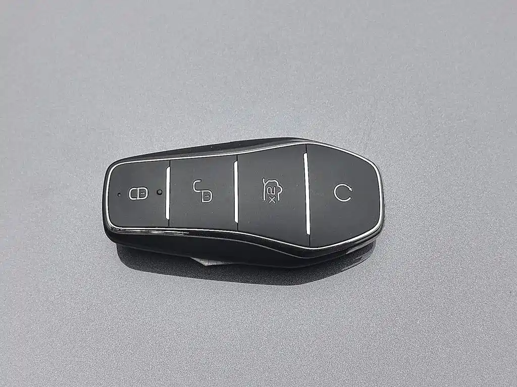BYD e2 — миниатюра 19