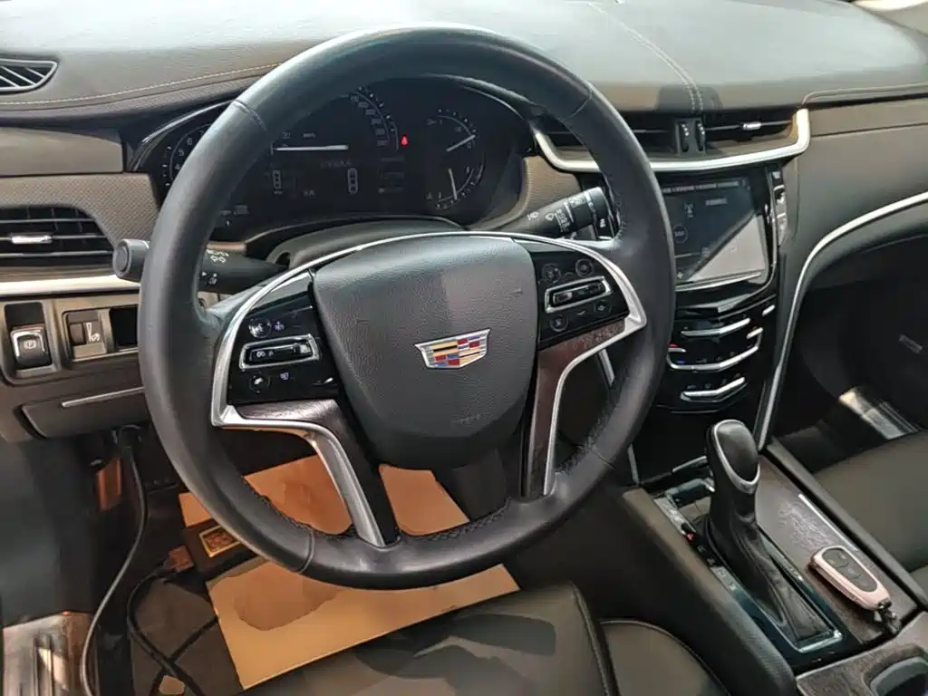 Cadillac XTS — миниатюра 11