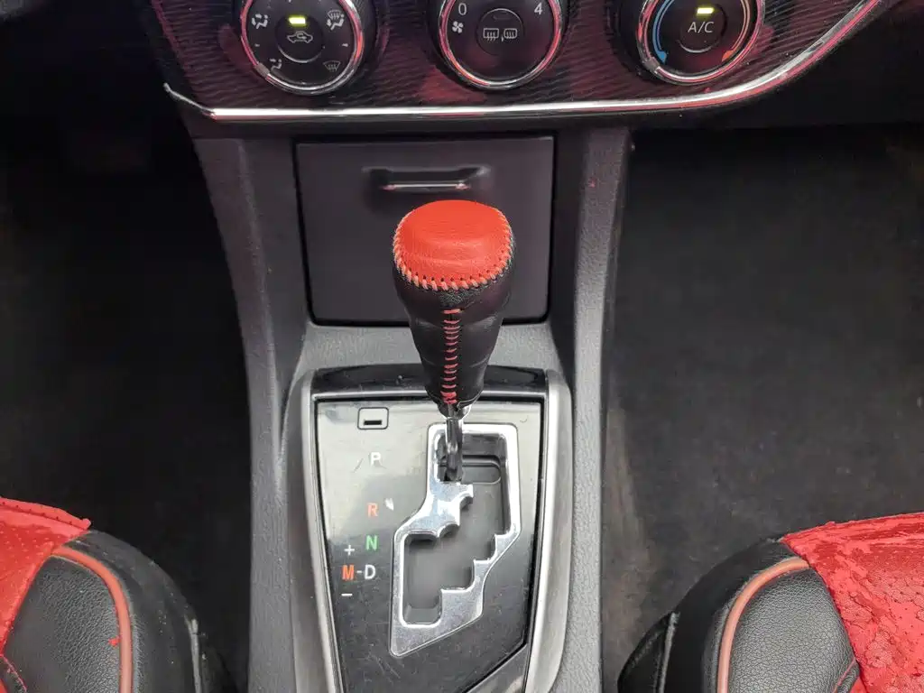 Toyota Corolla — миниатюра 13