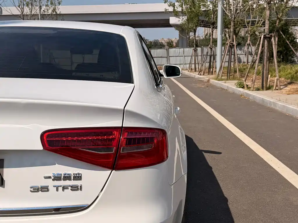 Audi A4L — миниатюра 7