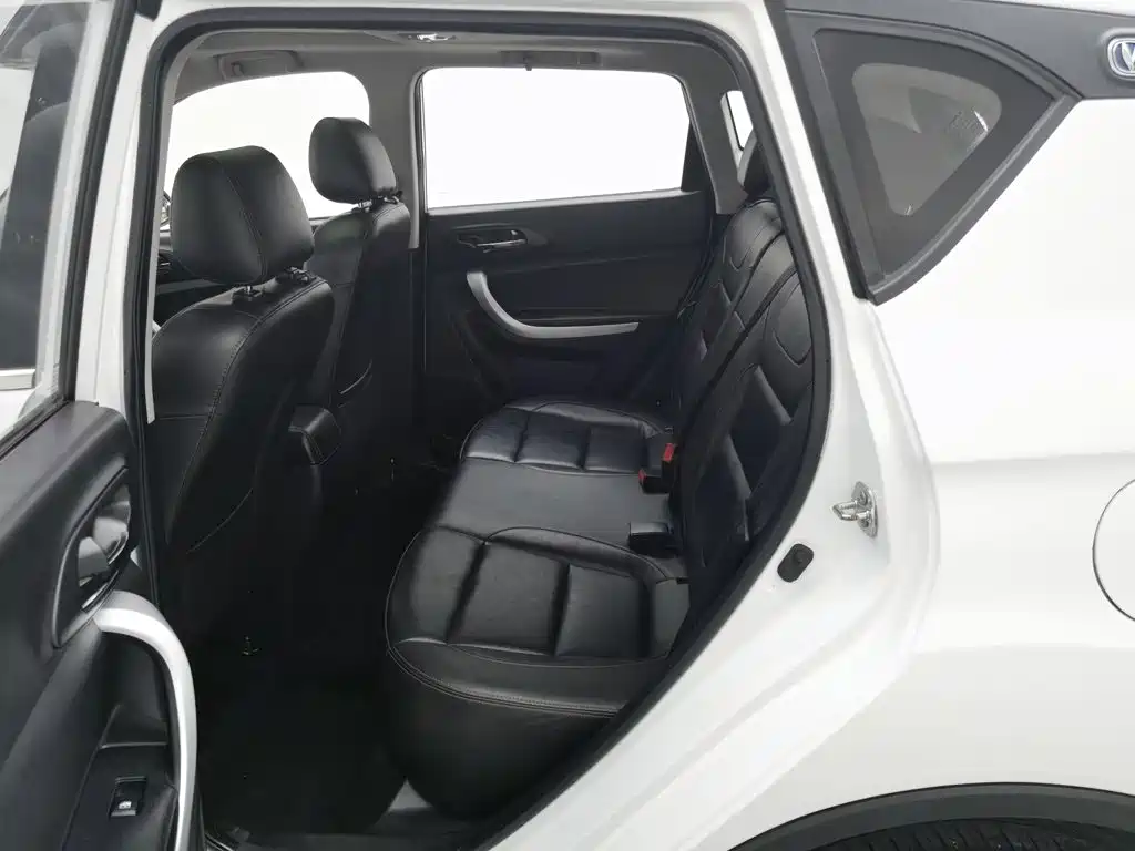 Changan CS35 — миниатюра 15