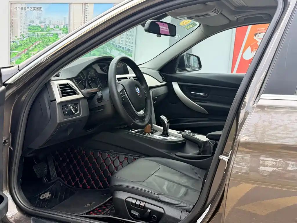 BMW 3 Series — миниатюра 8