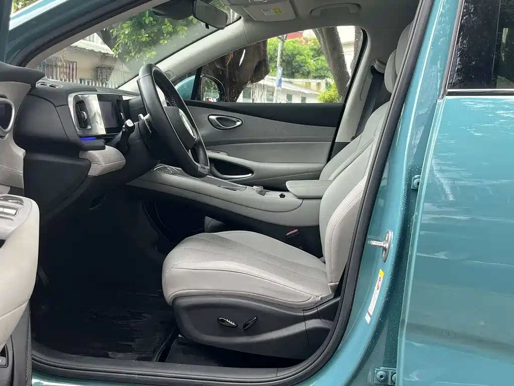 BYD Sealion 05 EV — миниатюра 4