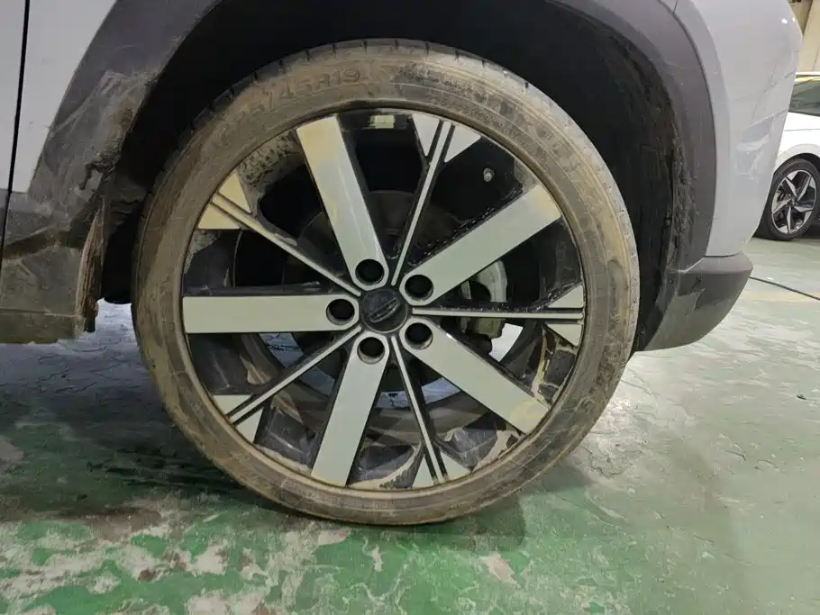Geely Icon — миниатюра 6