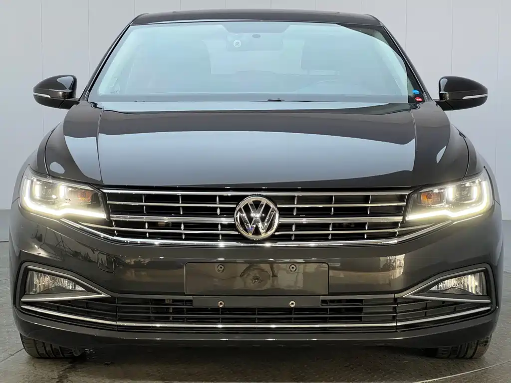 Volkswagen Bora — миниатюра 2