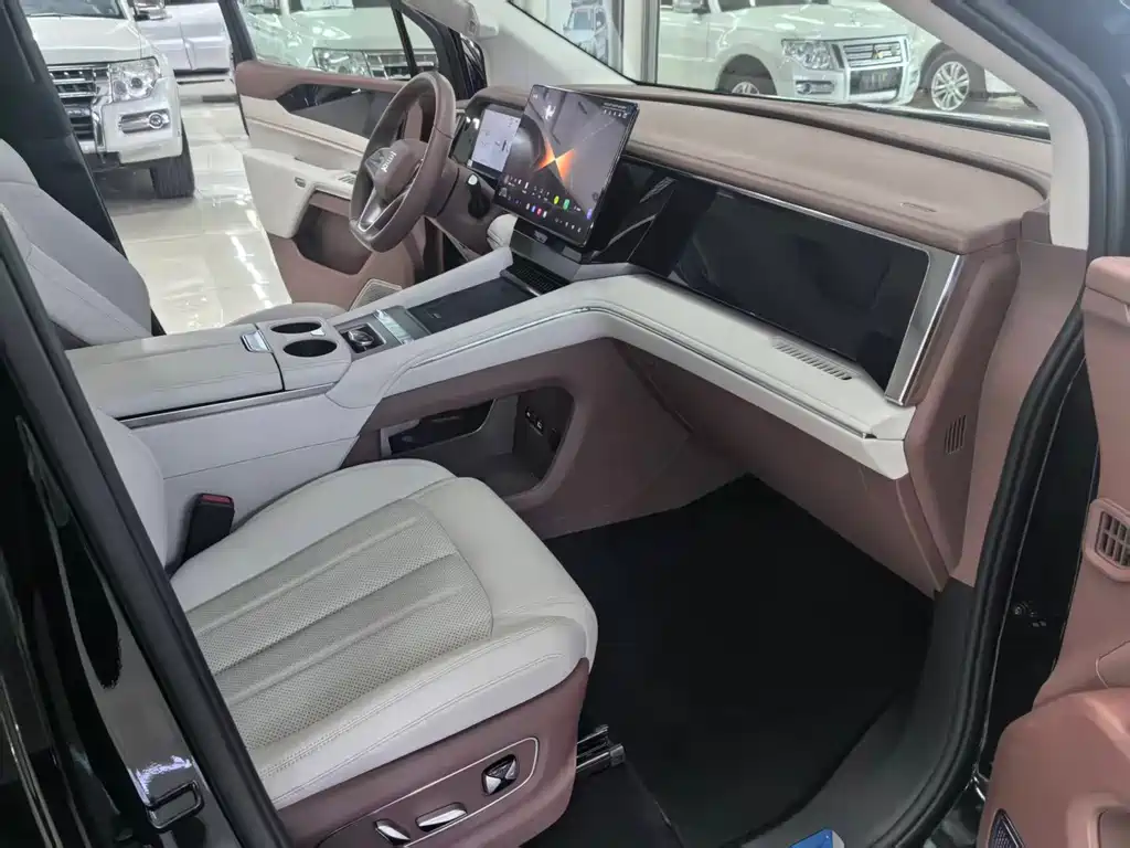 BYD Xia — миниатюра 15