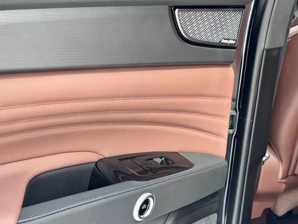 Maserati Grecale — миниатюра 22