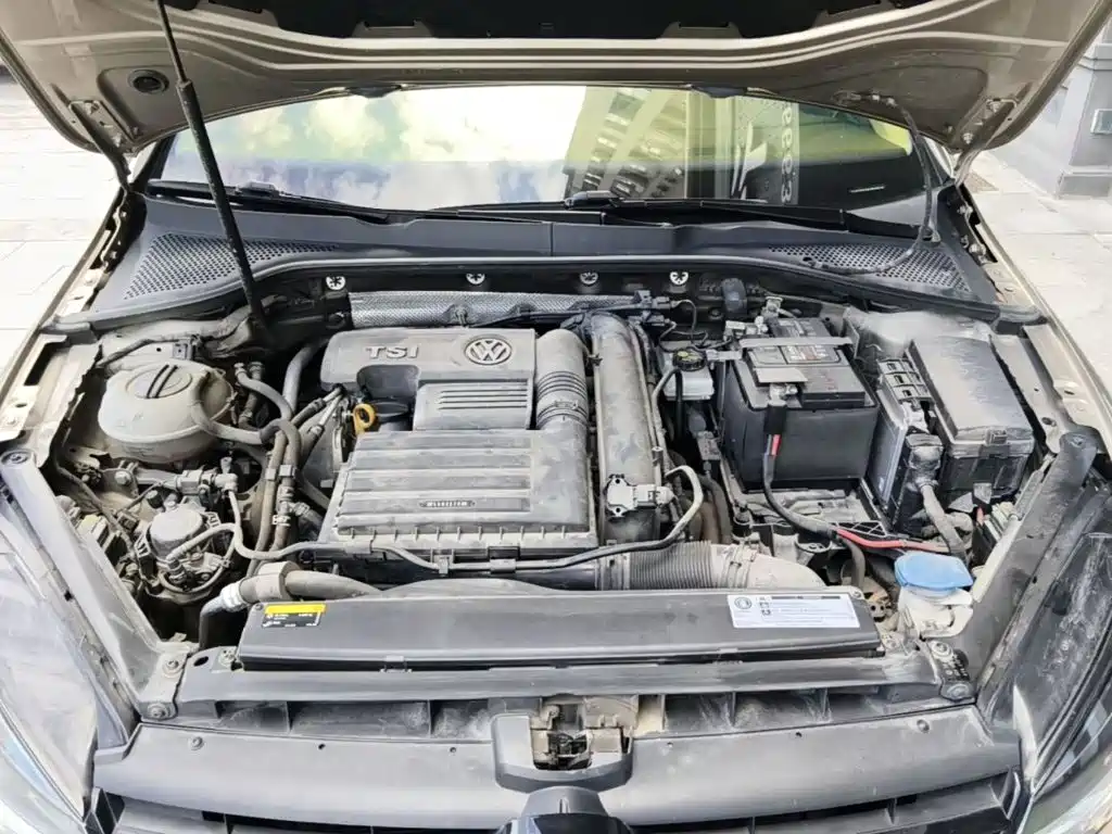 Volkswagen Golf — миниатюра 20