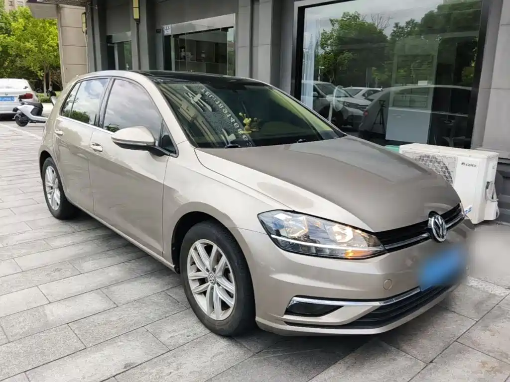Volkswagen Golf — миниатюра 4