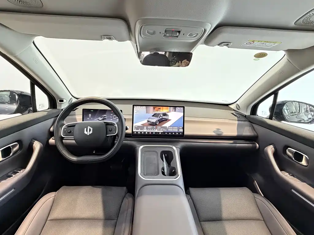 Leapmotor C16 2026 630 6 мест