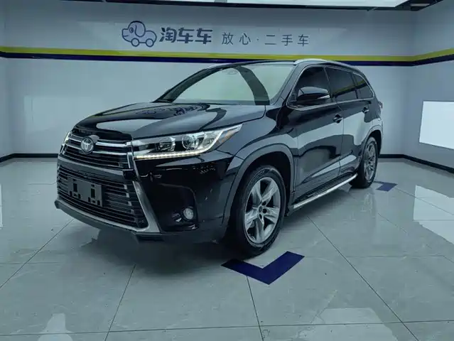 TOYOTA HIGHLANDER 2019
