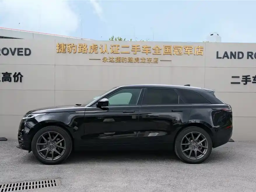 Land Rover Range Rover Velar 2025 Dynamic SE