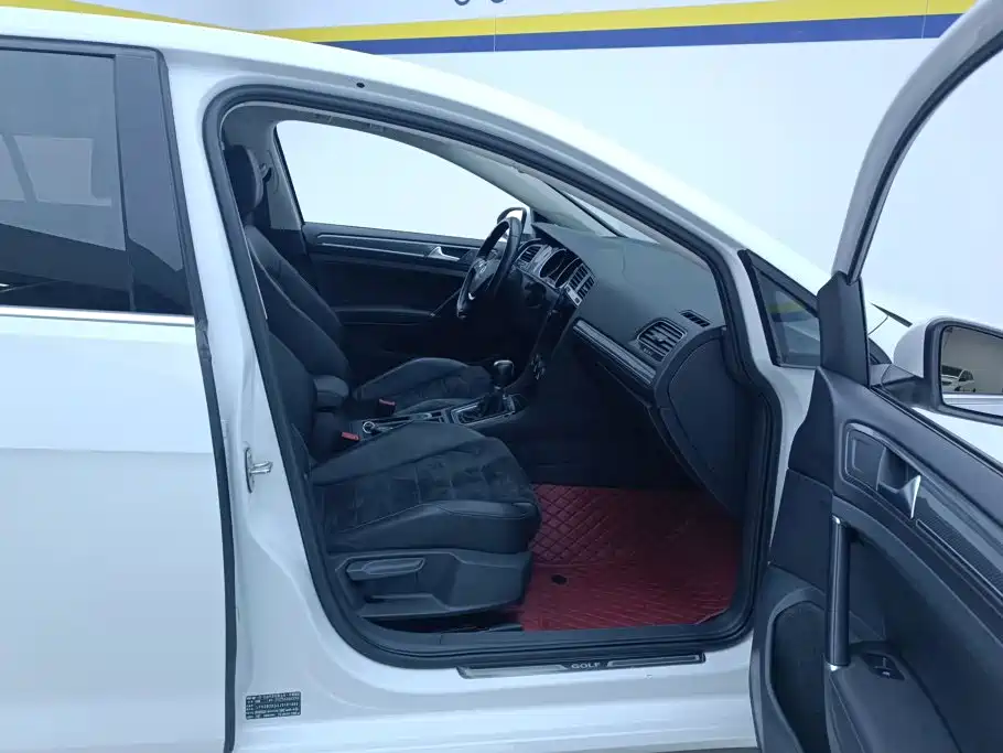Volkswagen Golf — миниатюра 8