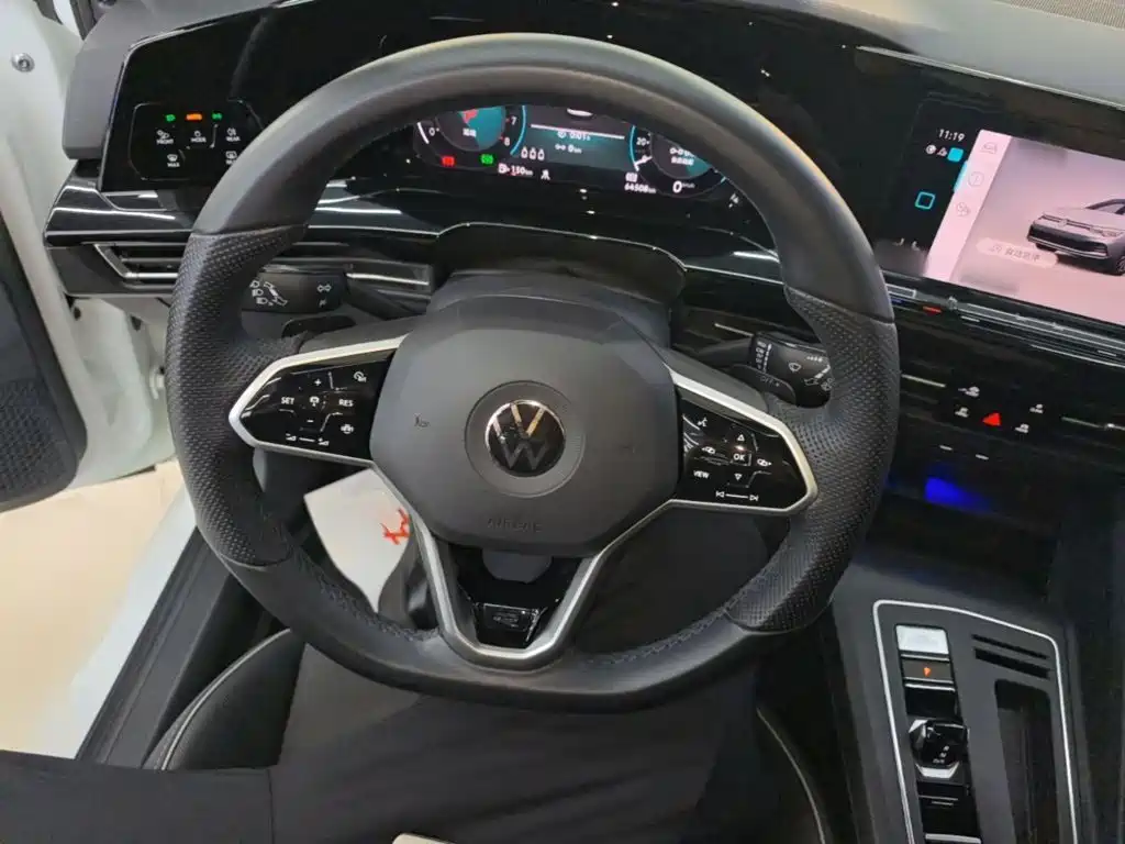 Volkswagen Golf — миниатюра 11