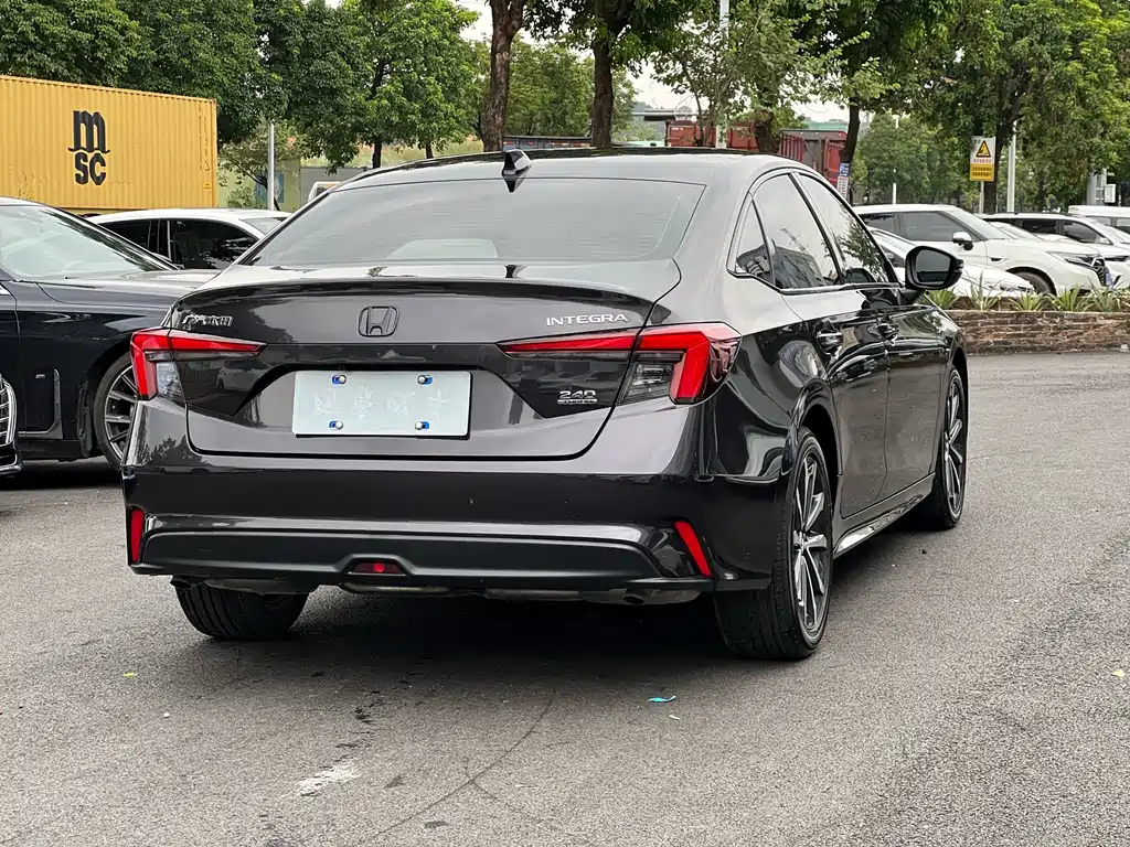 Honda Integra — миниатюра 9