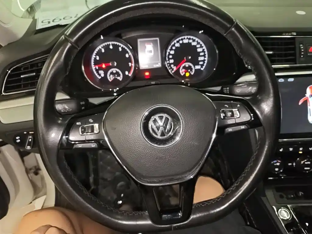 Volkswagen Lamando — миниатюра 11