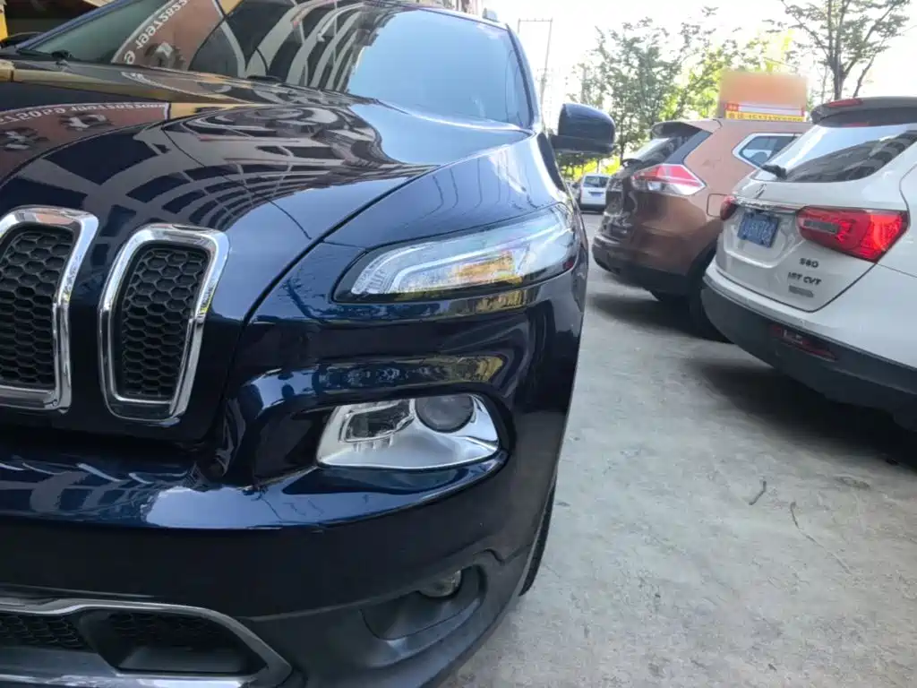Jeep Cherokee — миниатюра 24