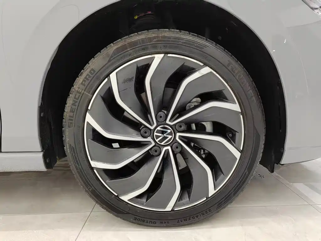 Volkswagen Golf — миниатюра 22