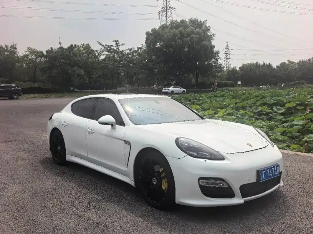 Porsche Panamera — миниатюра 3