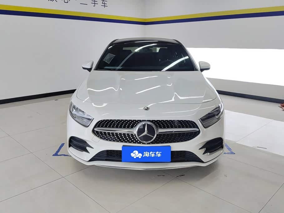 Mercedes-Benz A-Class 1.3 л 2021 г. Белый, пробег 36800 км