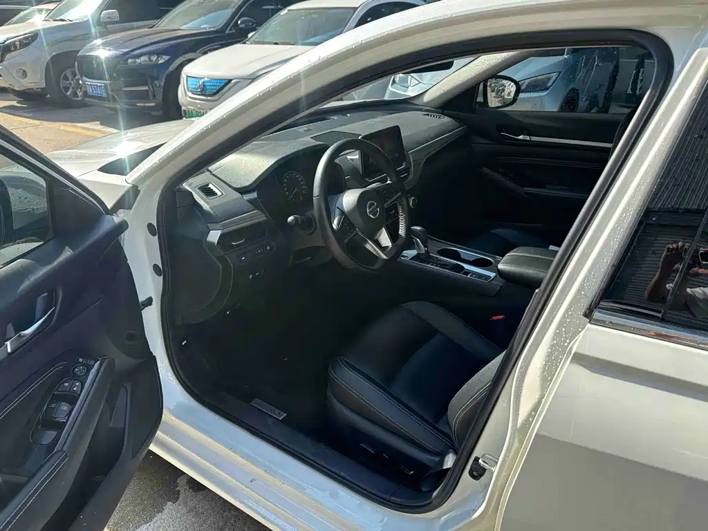 Nissan Teana — миниатюра 5