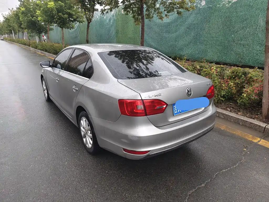 Volkswagen Sagitar — миниатюра 4