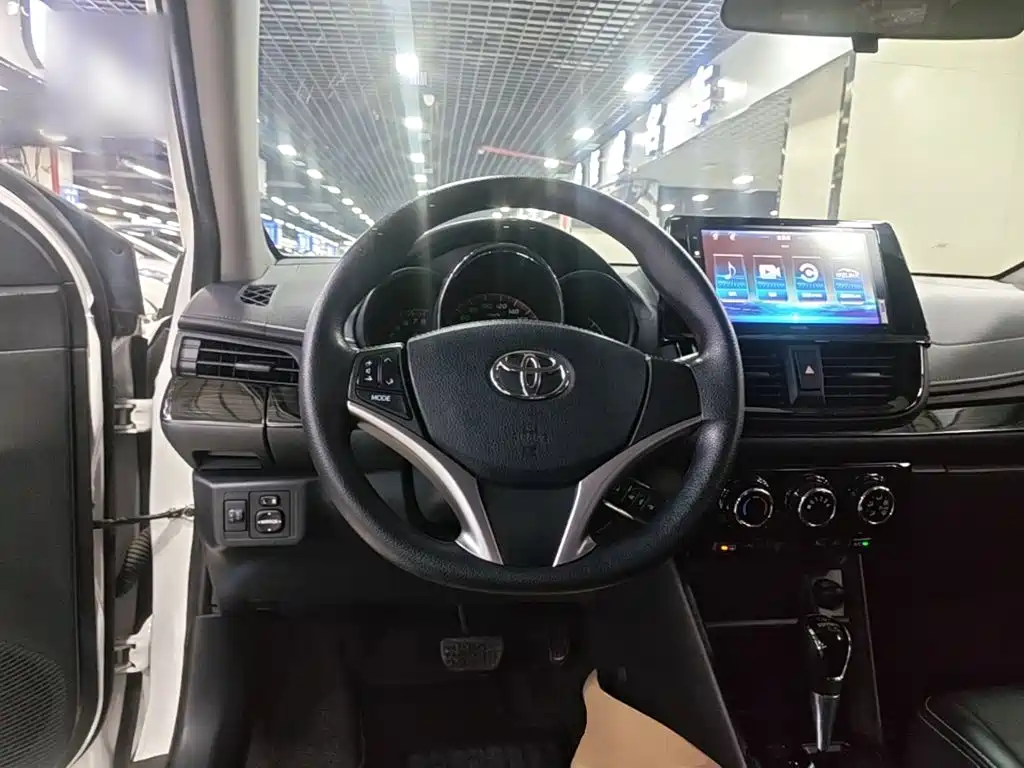 Toyota Vios FS — миниатюра 11