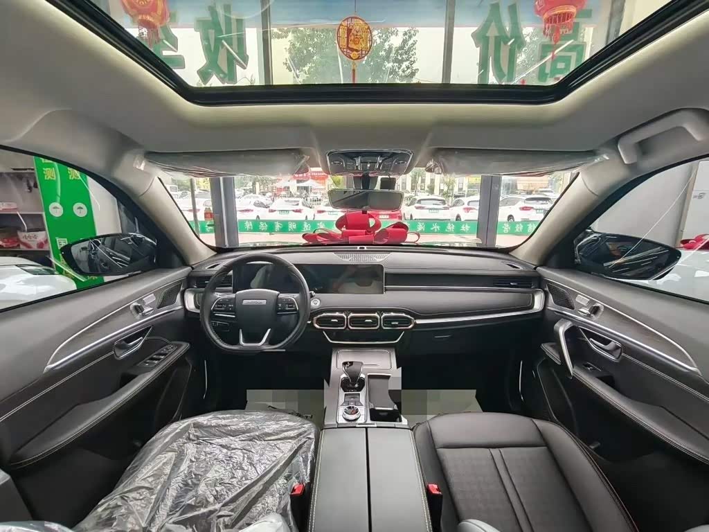 Jetour Jetour X70 PLUS 1.5 л 2025 г. Чёрный, пробег 2000 км
