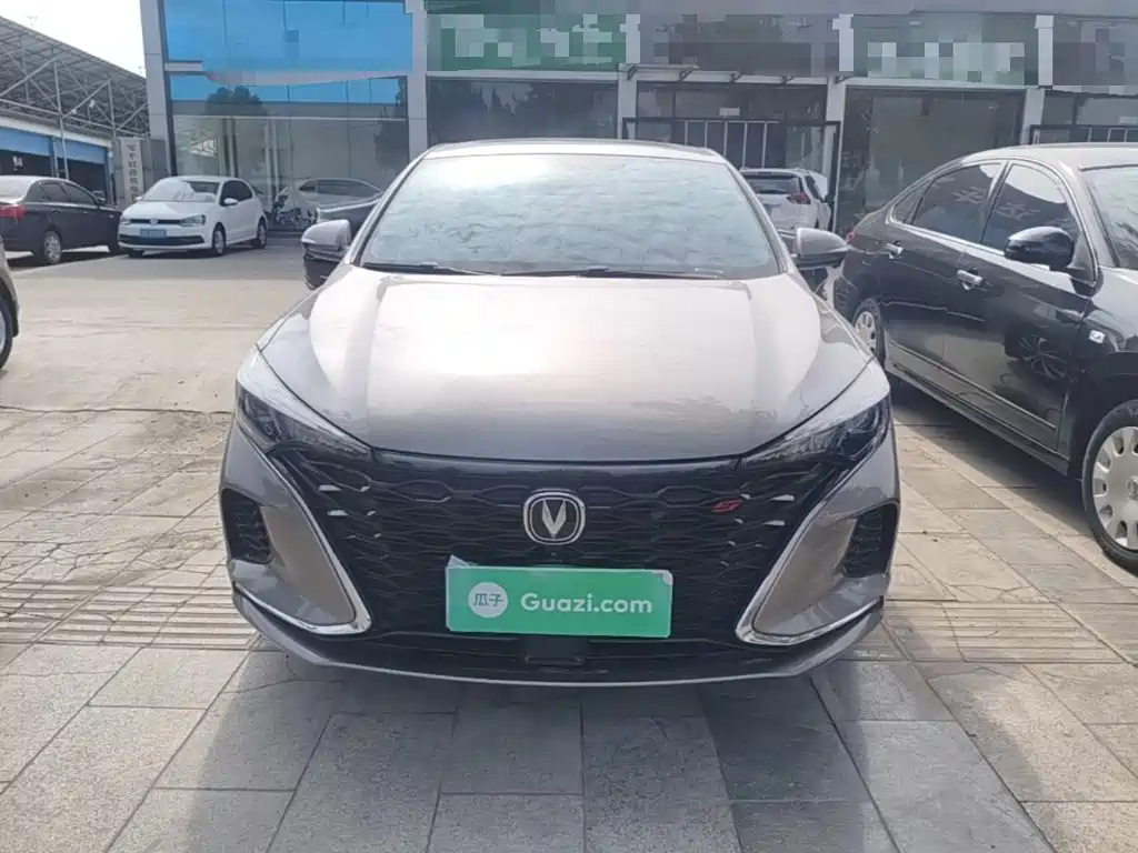 Changan Eado — миниатюра 3