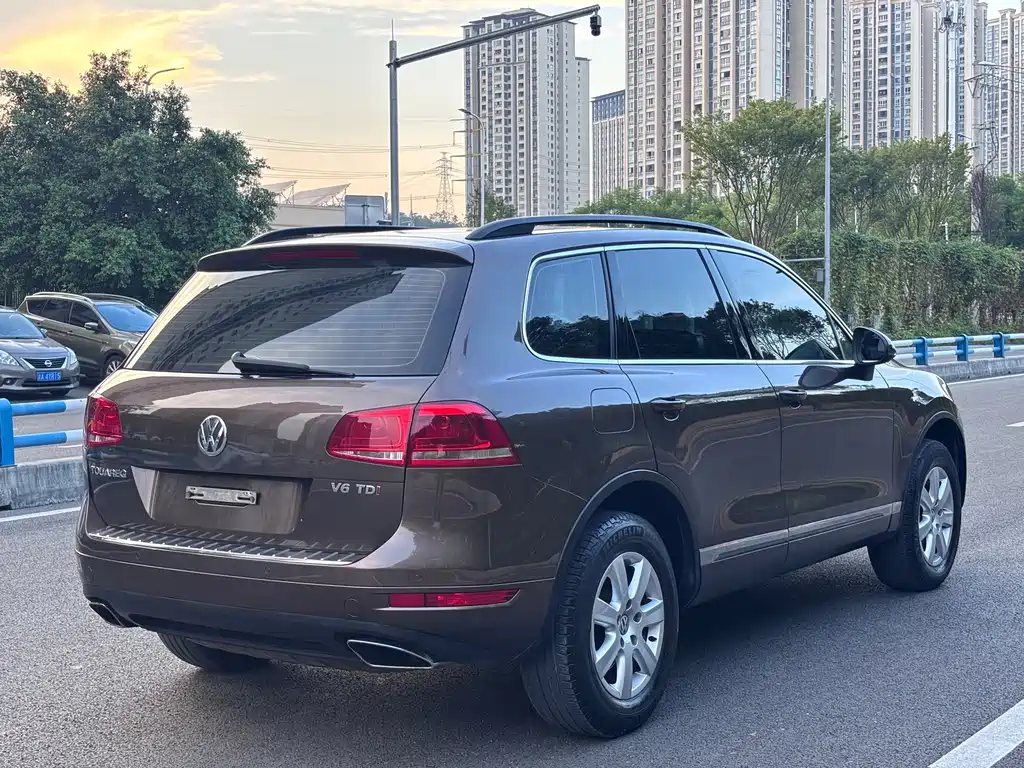 Volkswagen Touareg — миниатюра 7