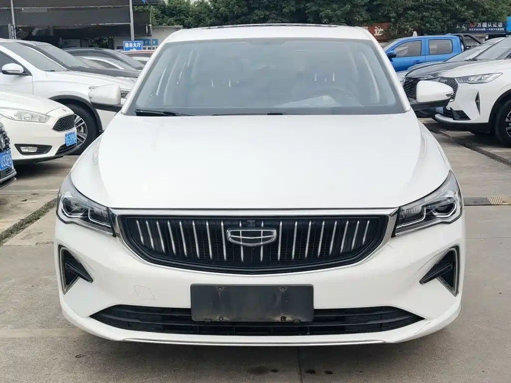 Geely Emgrand — миниатюра 2