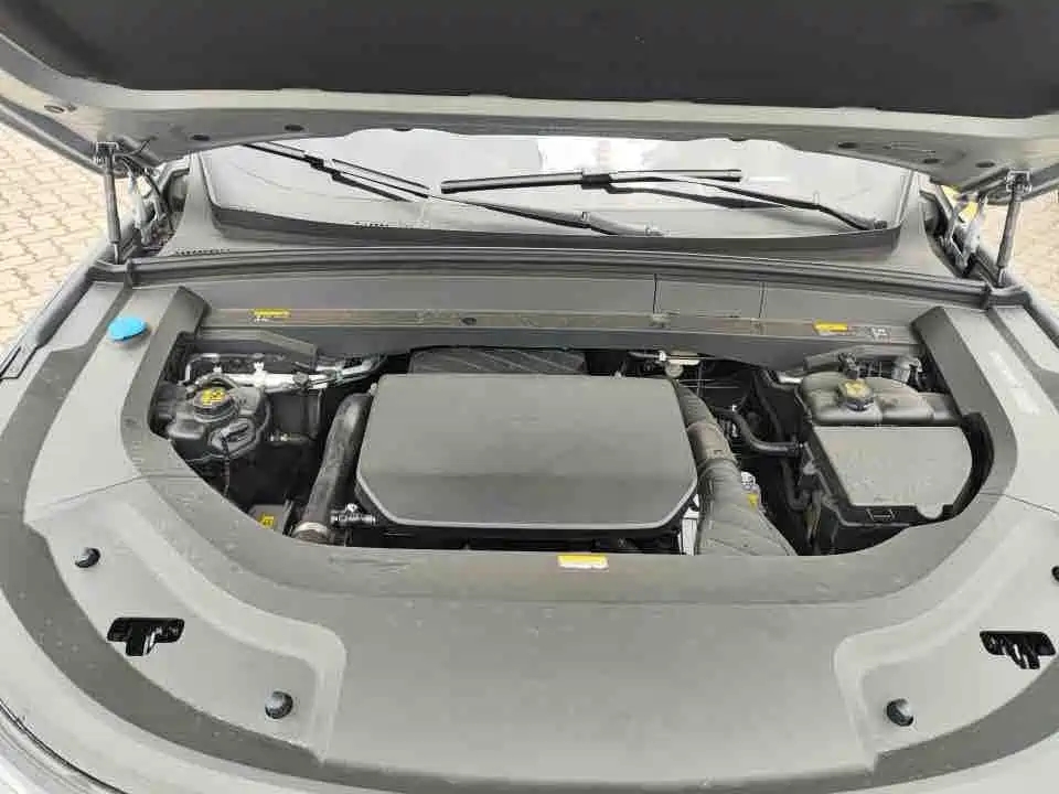 Li Auto Li L9 — миниатюра 10