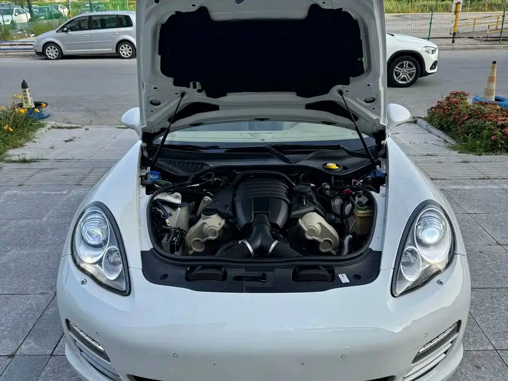 Porsche Panamera — миниатюра 9