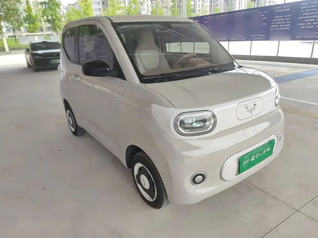 Wuling MINIEV — миниатюра 4