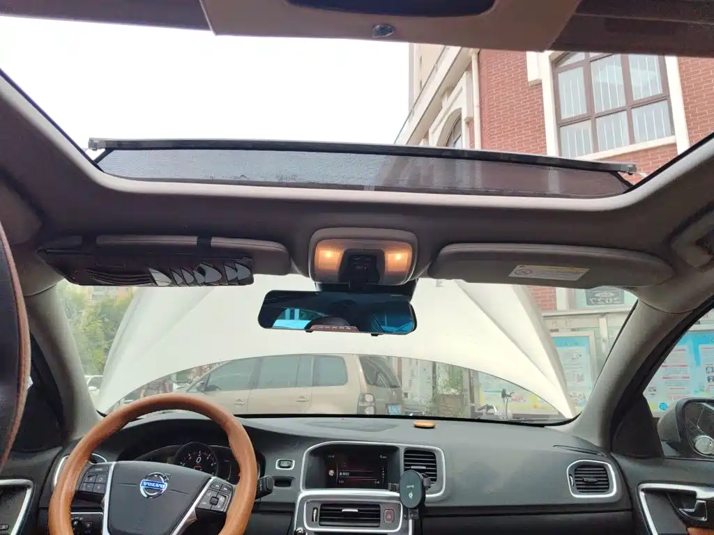 Volvo S60 — миниатюра 14