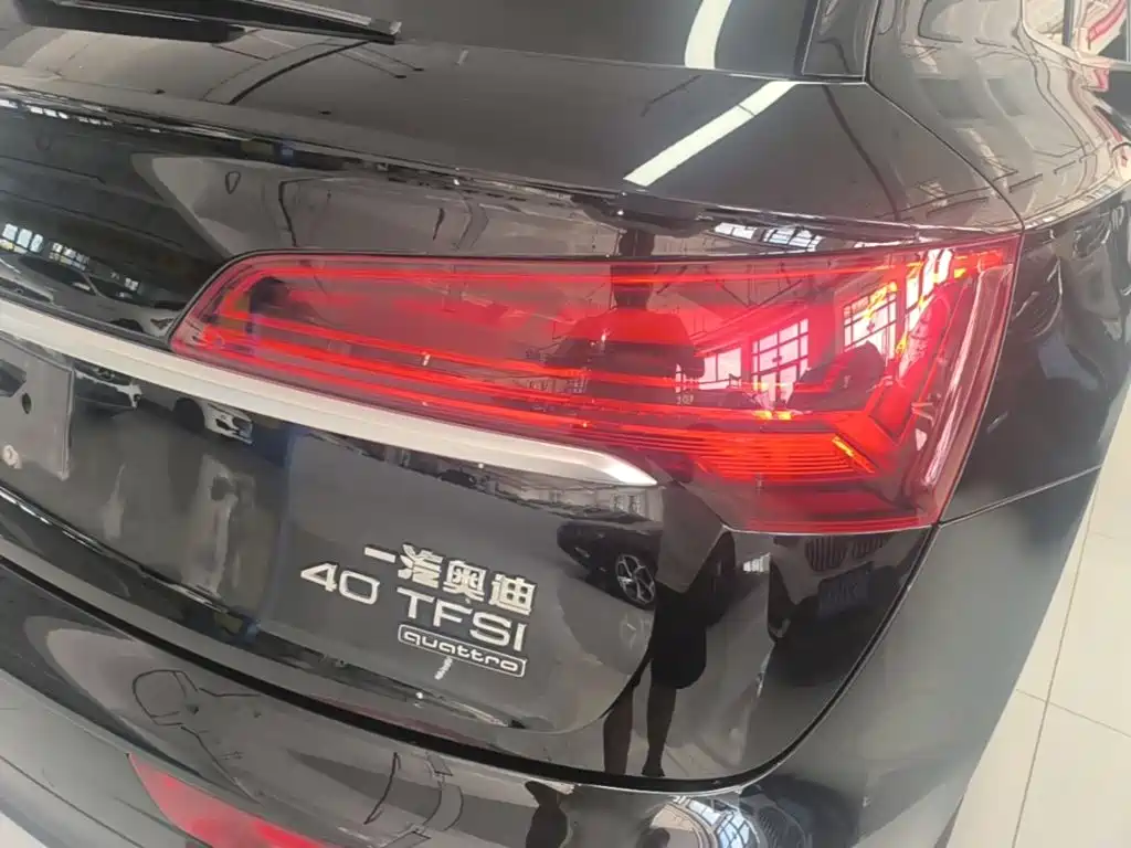 Audi Q5L — миниатюра 8