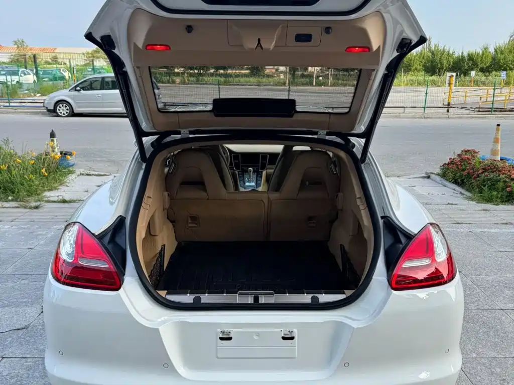 Porsche Panamera — миниатюра 10
