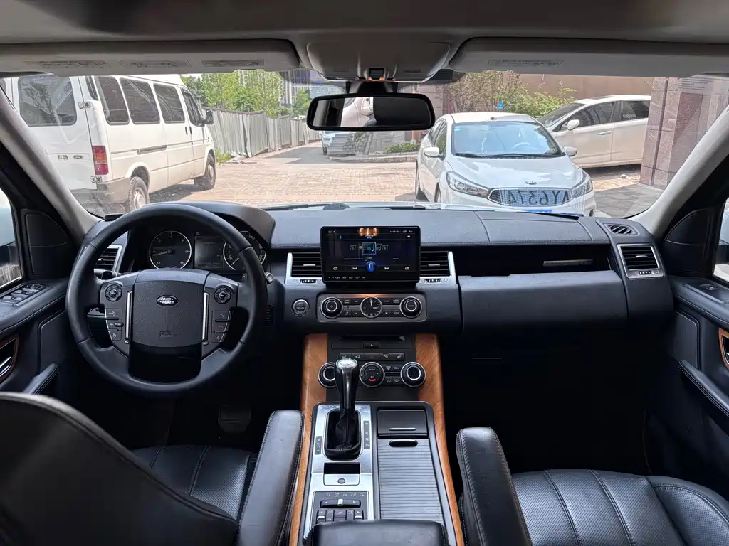 Land Rover Sport — миниатюра 8