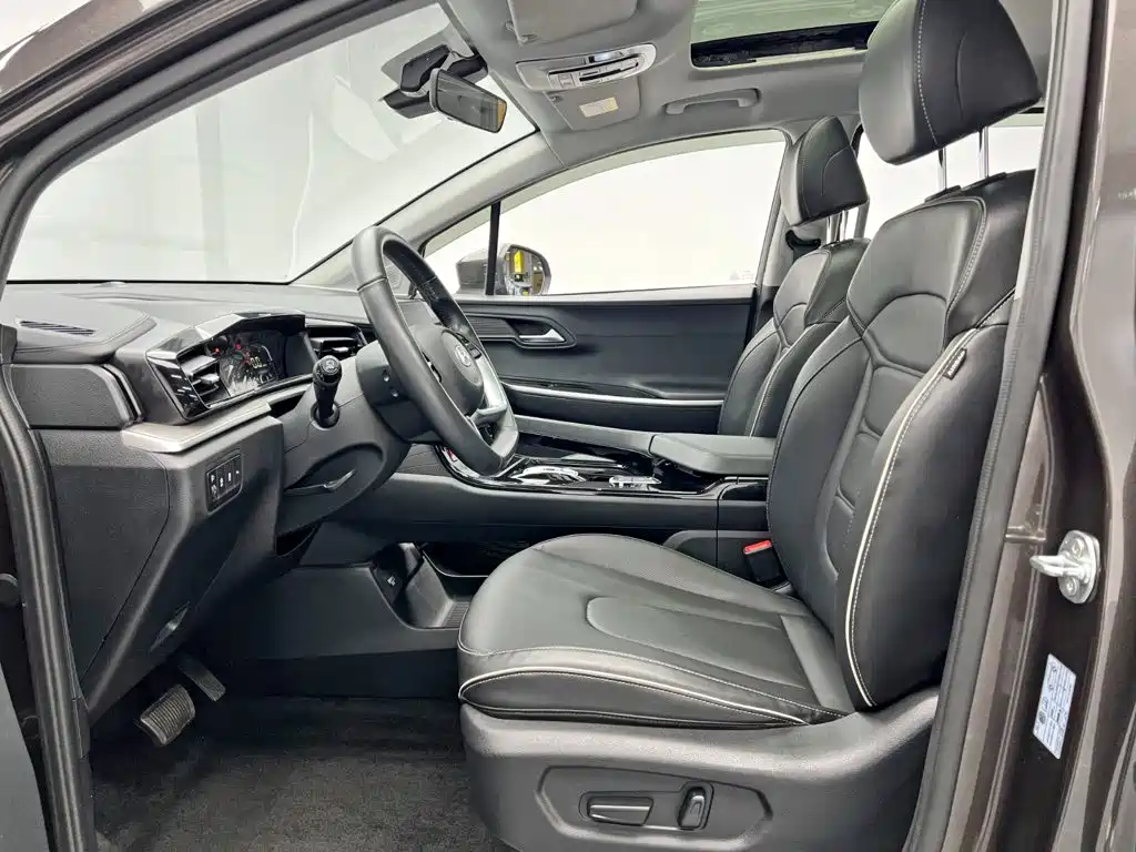Hyundai Custo — миниатюра 14