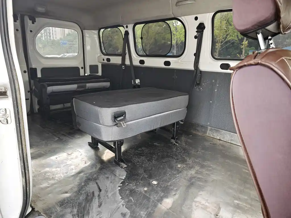 Wuling Yangguang — миниатюра 9