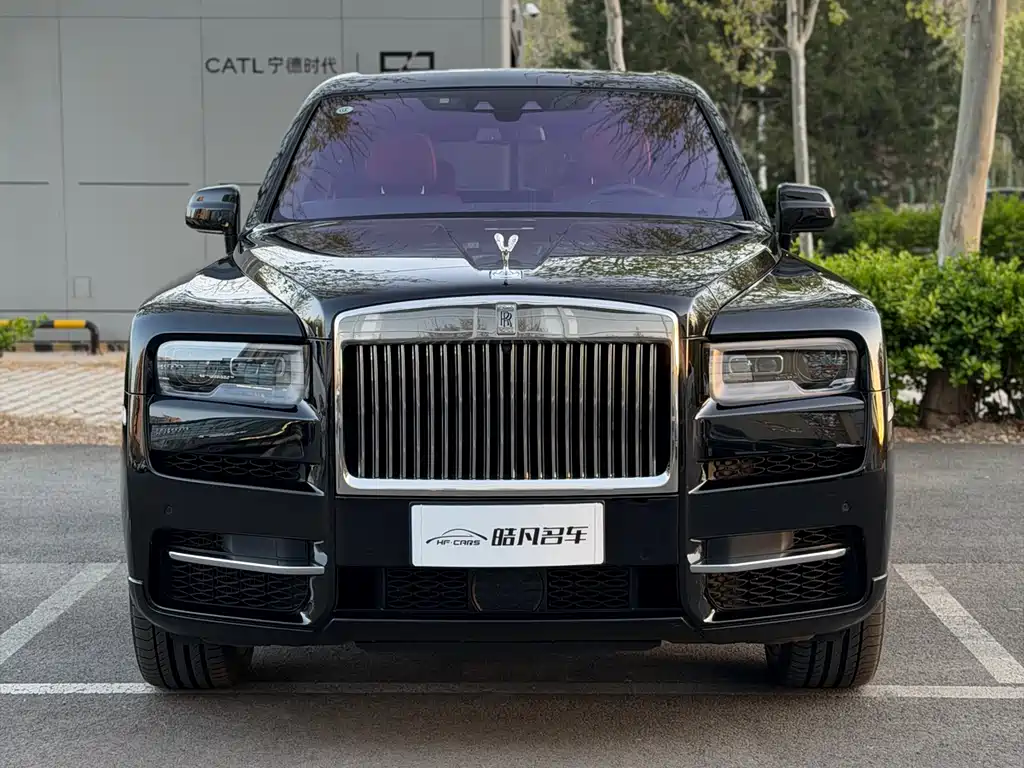 Rolls-Royce Cullinan 2018 мест
