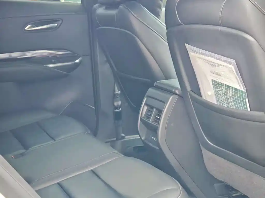 Cadillac XT4 2022 28T