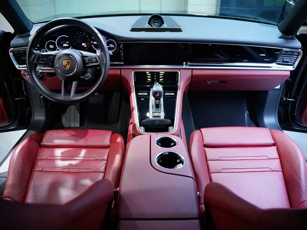 Porsche Panamera — миниатюра 31