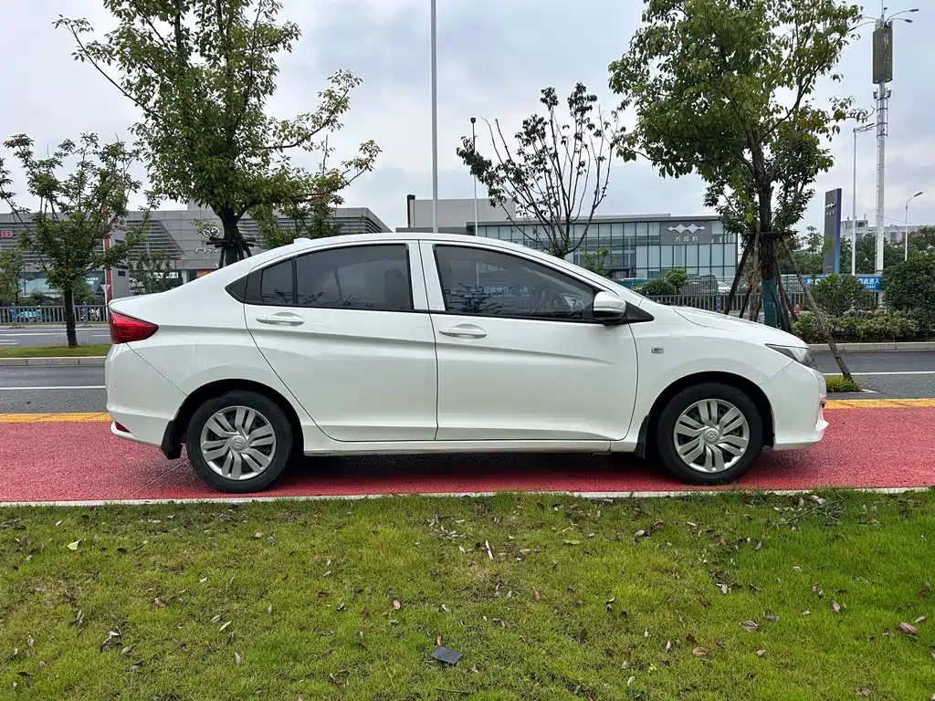 Honda City — миниатюра 4
