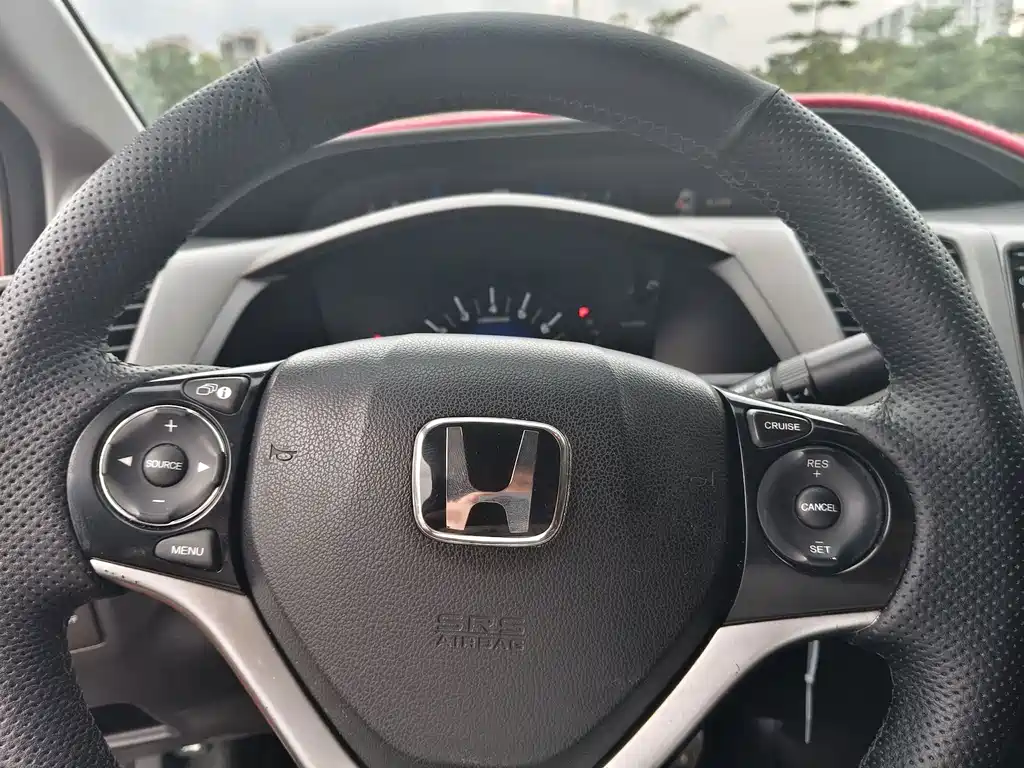 Honda Civic — миниатюра 10