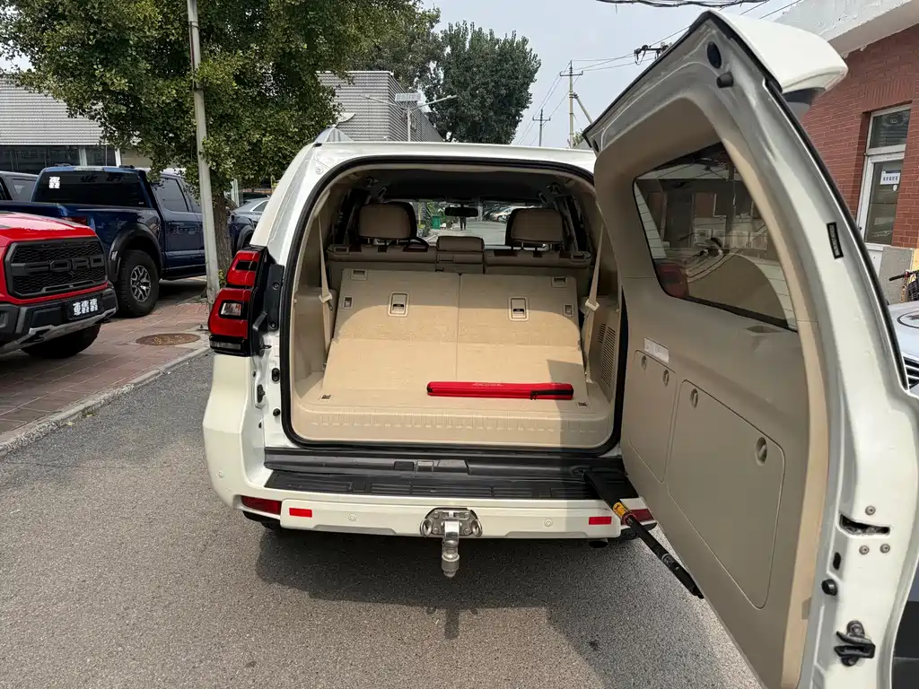 Toyota Prado (Import) — миниатюра 12