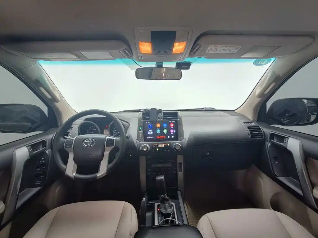 Toyota Prado (Import) — миниатюра 5